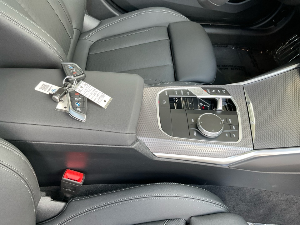 WBA23LA02TFW37275 2026 BMW 330i xDrive