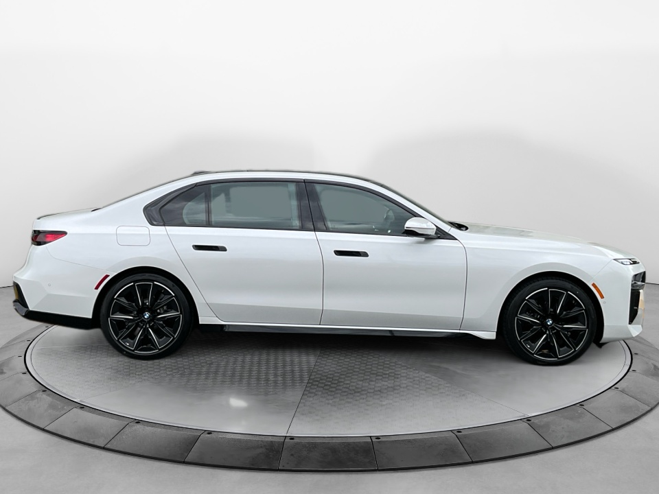 WBA33EJ02TCX72130 2026 BMW 760i xDrive