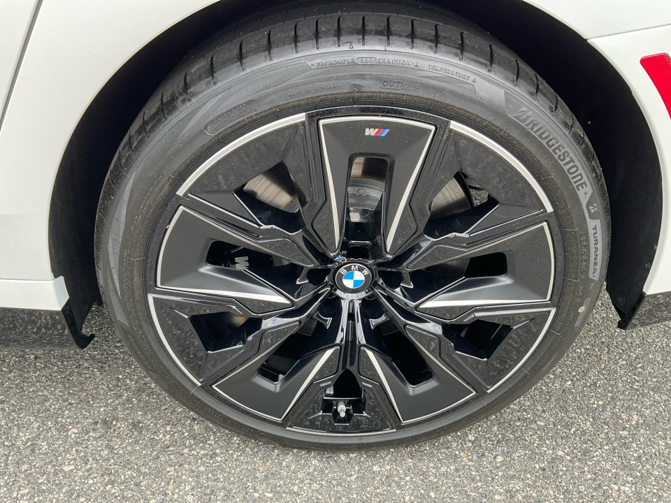 WBA33EJ02TCX72130 2026 BMW 760i xDrive