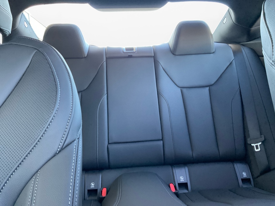 WBA43DA06TCW21631 2026 BMW 430i