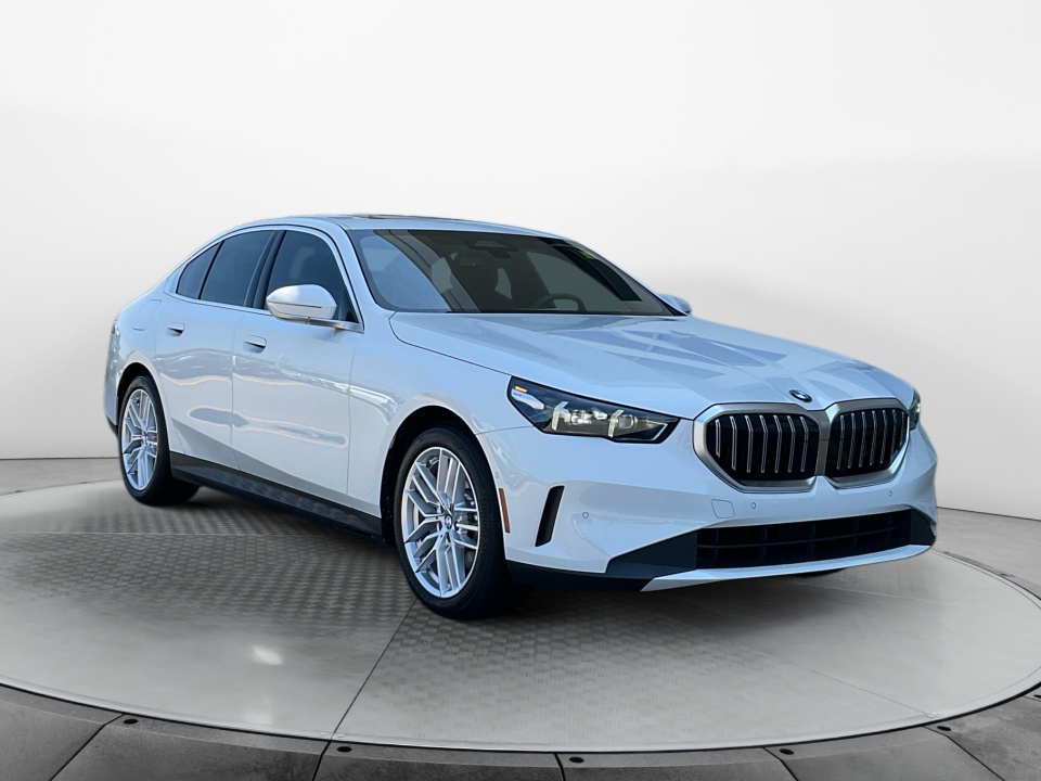 White 2024 BMW 5 Series Sedan Rear-Wheel Drive Automatic