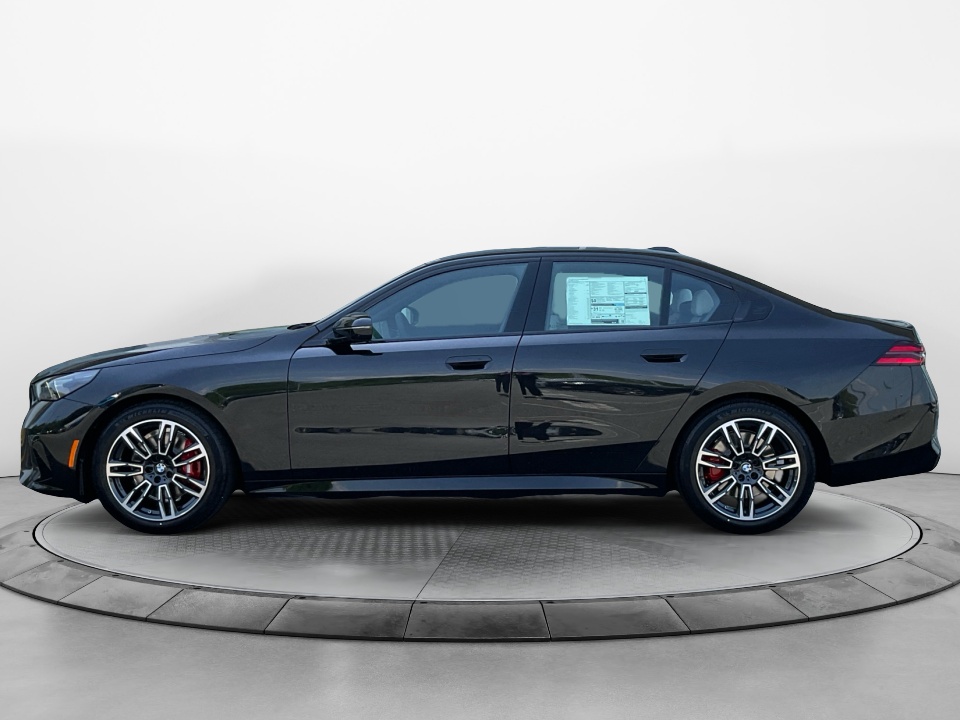 WBA43FJ06VCX74539 2027 BMW 5 Series 530i