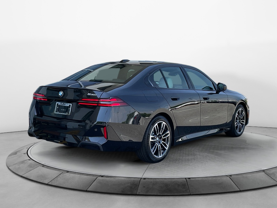 WBA43FJ06VCX74539 2027 BMW 5 Series 530i