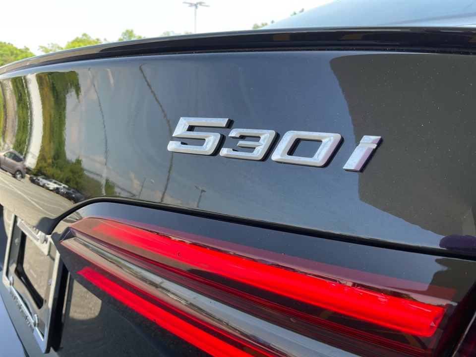 WBA43FJ06VCX74539 2027 BMW 5 Series 530i