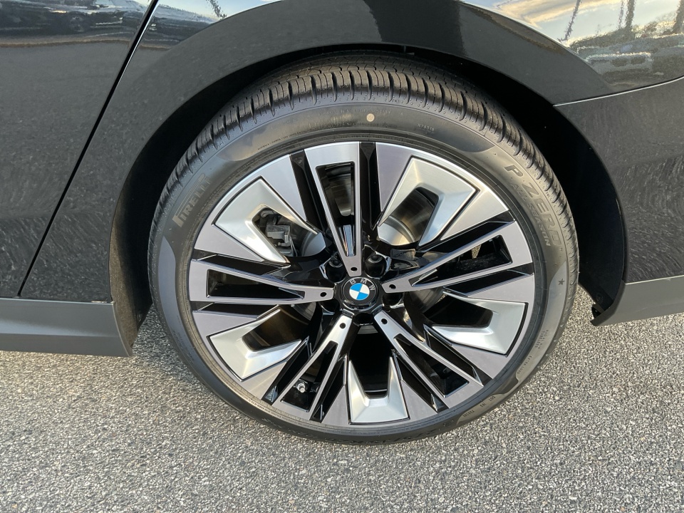 WBA53FJ03TCX06720 2026 BMW 5 Series 530i xDrive