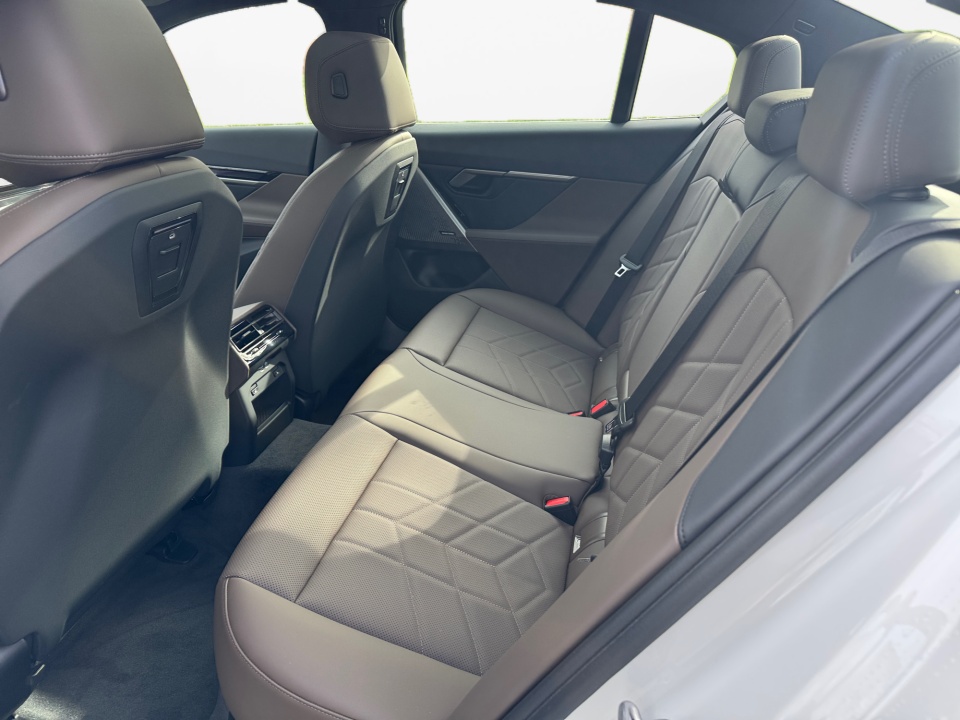 WBA53FJ05TCX59838 2026 BMW 530i xDrive