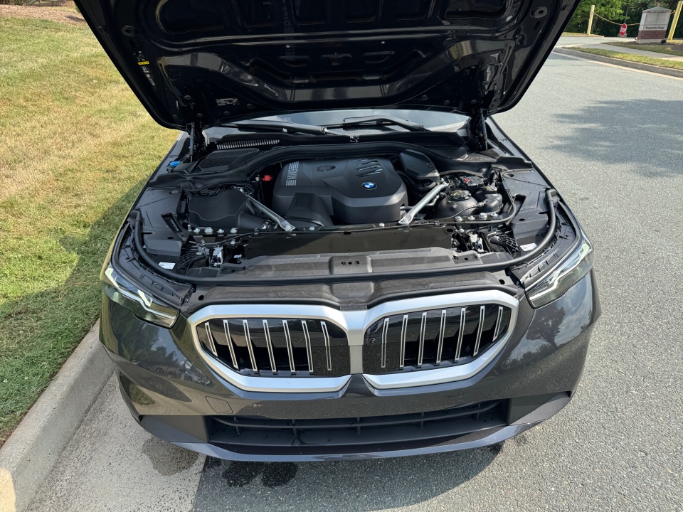 WBA53FJ06VCY31925 2027 BMW 5 Series 530i xDrive