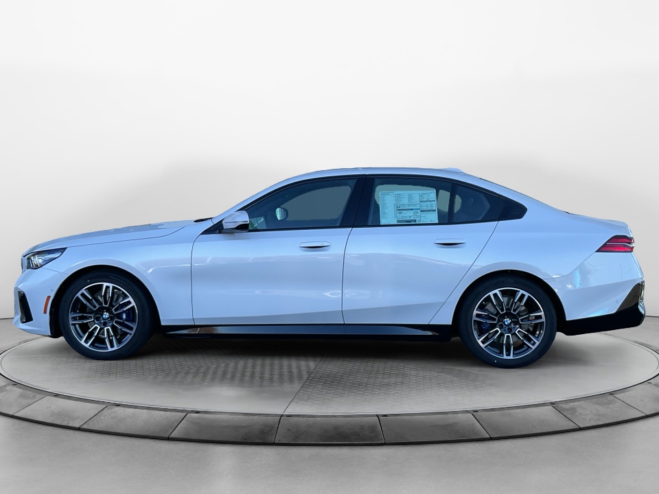 WBA53FJ0XTCX06326 2026 BMW 5 Series 530i xDrive