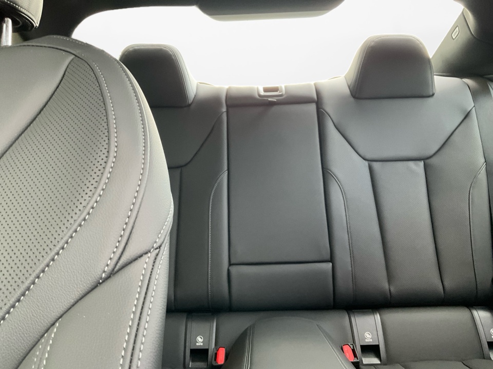 WBA73DA0XTCW78749 2026 BMW M440i