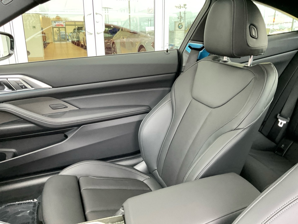 WBA73DA0XTCW78749 2026 BMW M440i