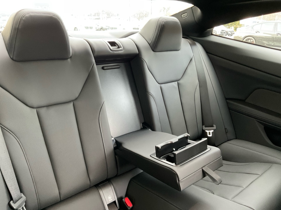 WBA73DA0XTCW78749 2026 BMW M440i