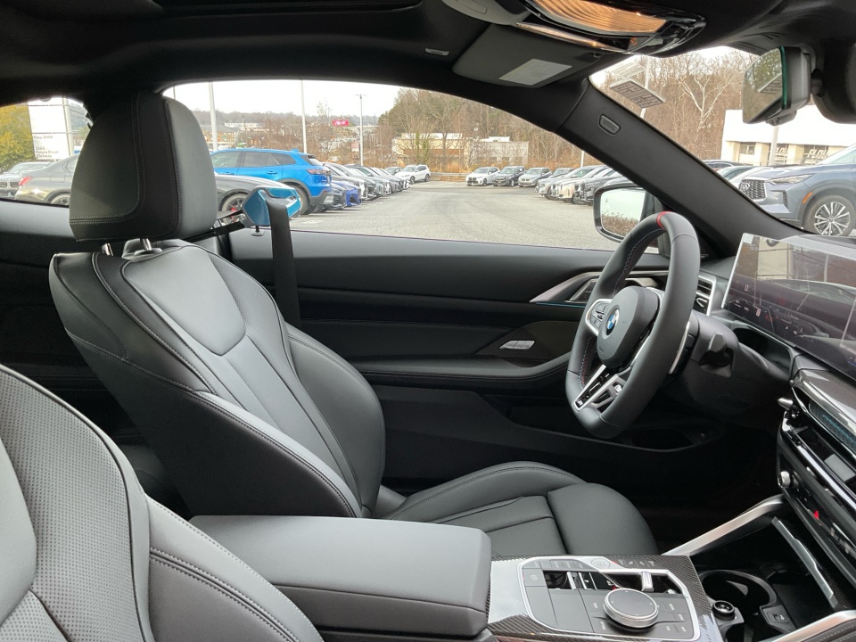 WBA73DA0XTCW78749 2026 BMW M440i