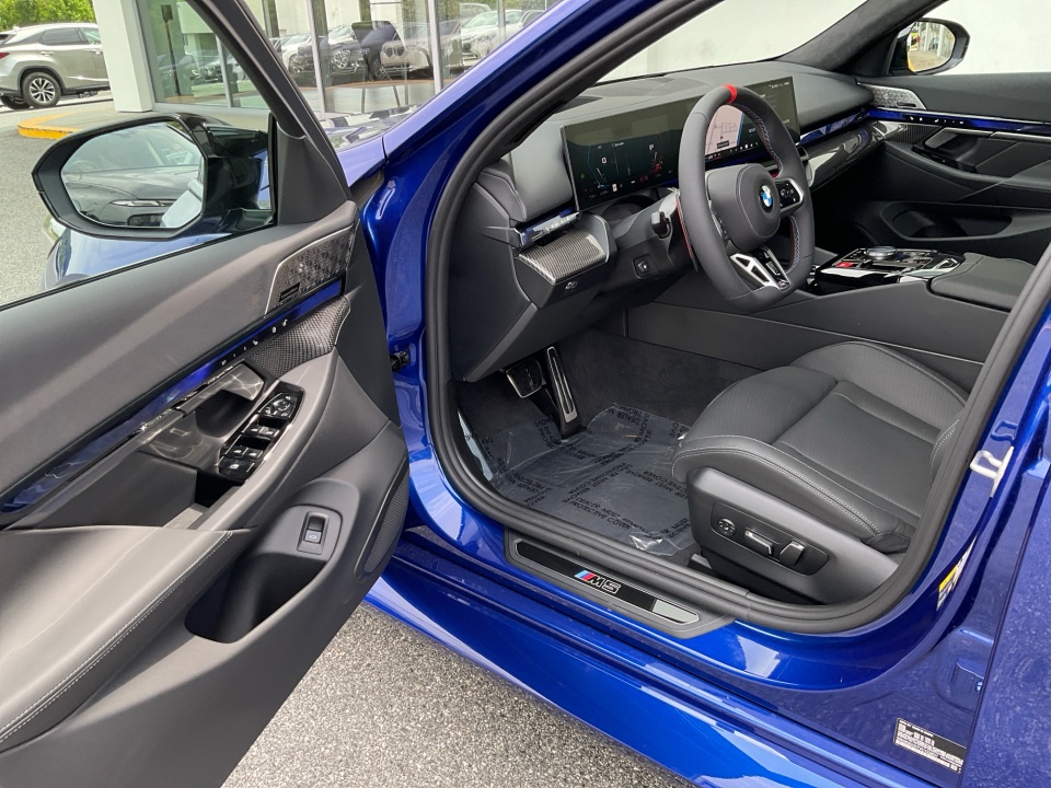 WBS83GV07VCY22837 2027 BMW M5