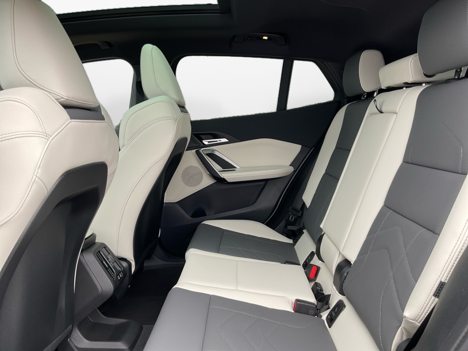 WBX63GM08T5555082 2026 BMW X2 xDrive28i