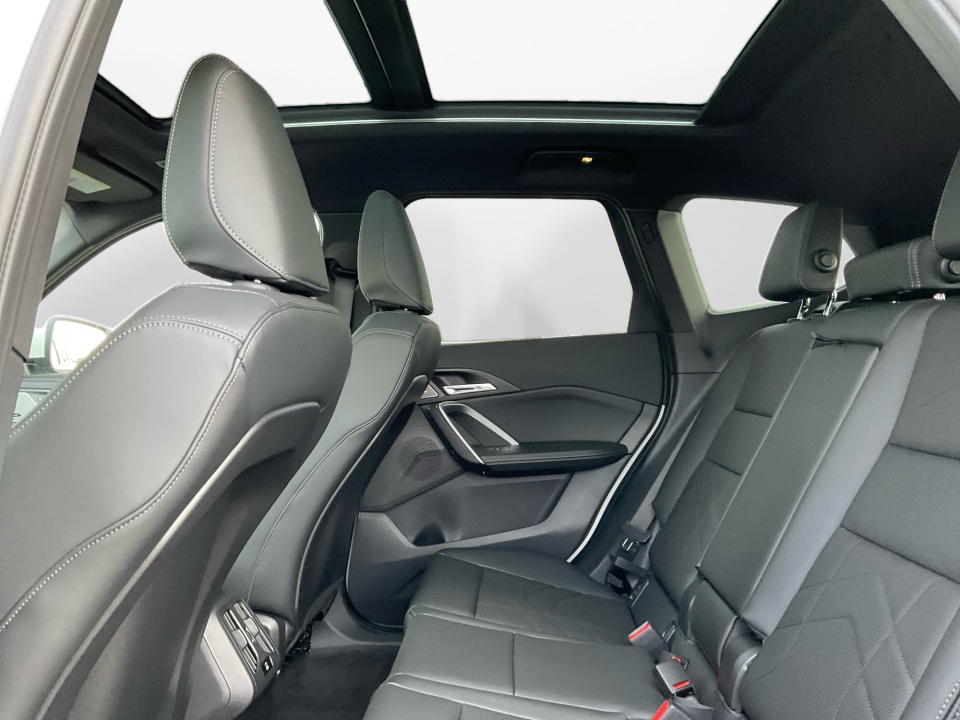 WBX73EF05T5493940 2026 BMW X1 xDrive28i