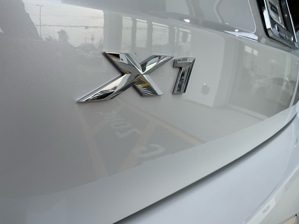 WBX73EF05T5493940 2026 BMW X1 xDrive28i