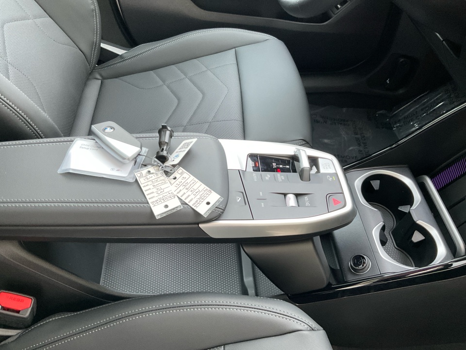 WBX73EF05T5493940 2026 BMW X1 xDrive28i