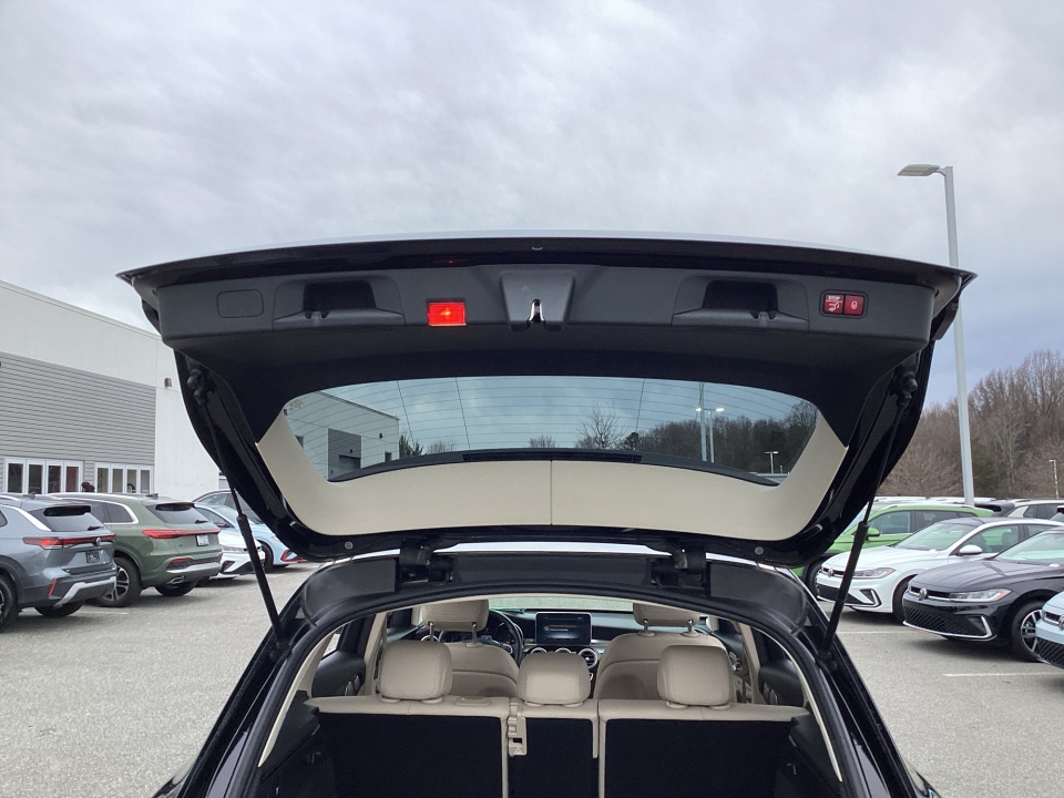 WDC0G4JB5HV002046 2017 Mercedes-Benz GLC 300 4MATIC