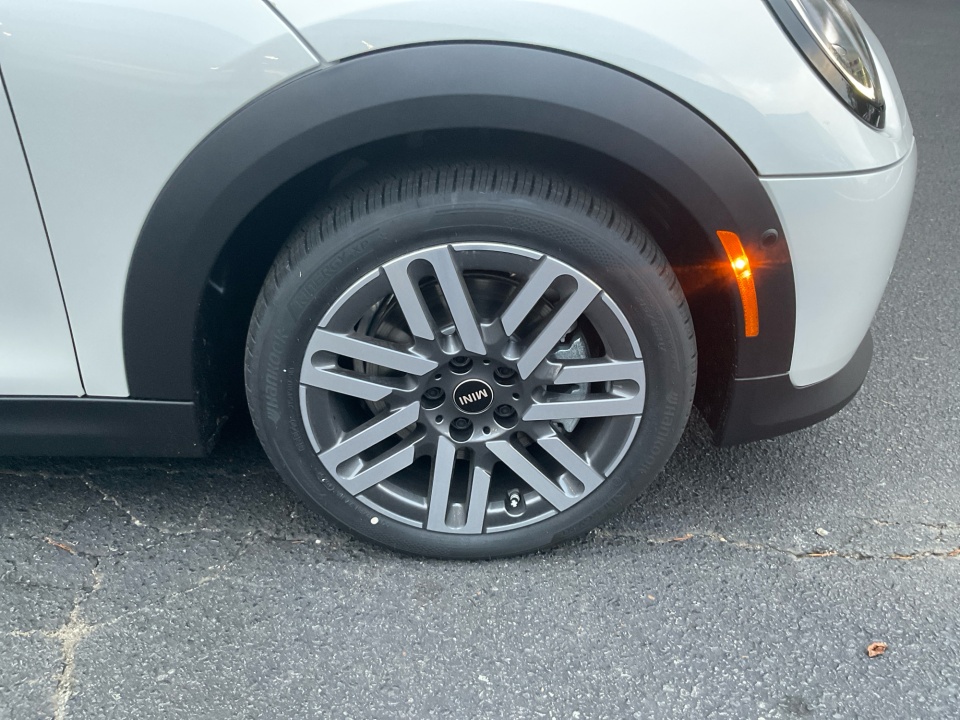 WMW13GD02T2Y07141 2026 MINI Hardtop 2 Door Cooper Oxford Edition