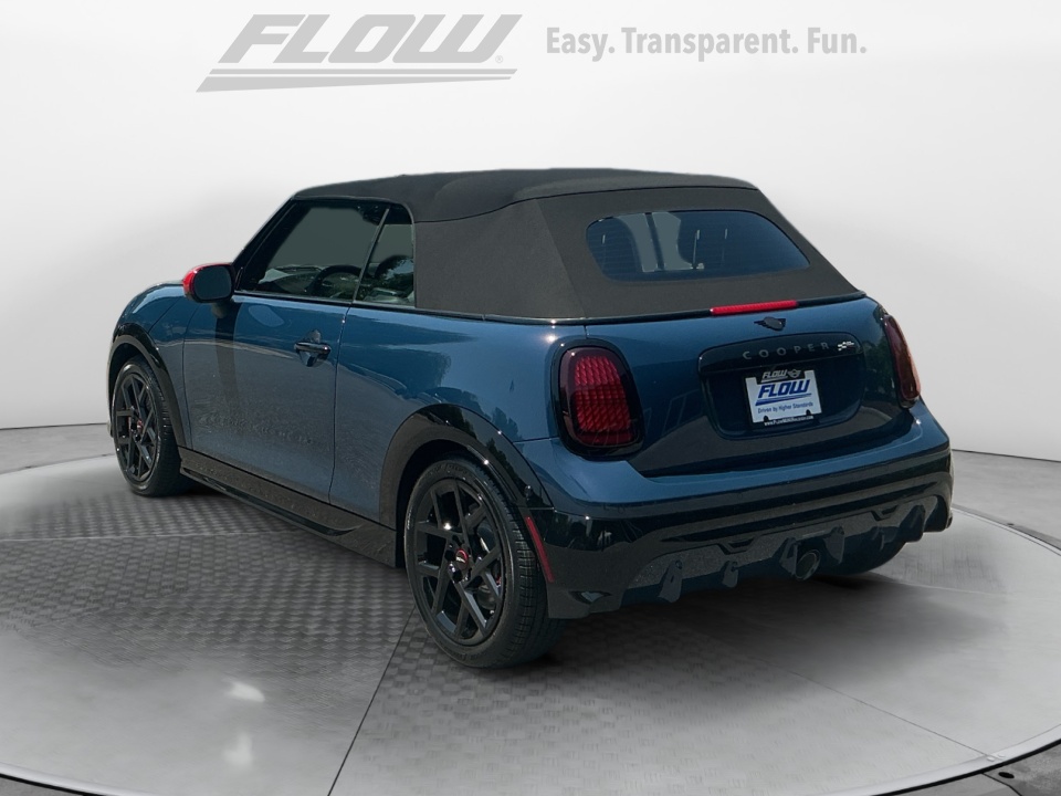 WMW33GX09T2Y65302 2026 MINI Convertible JCW