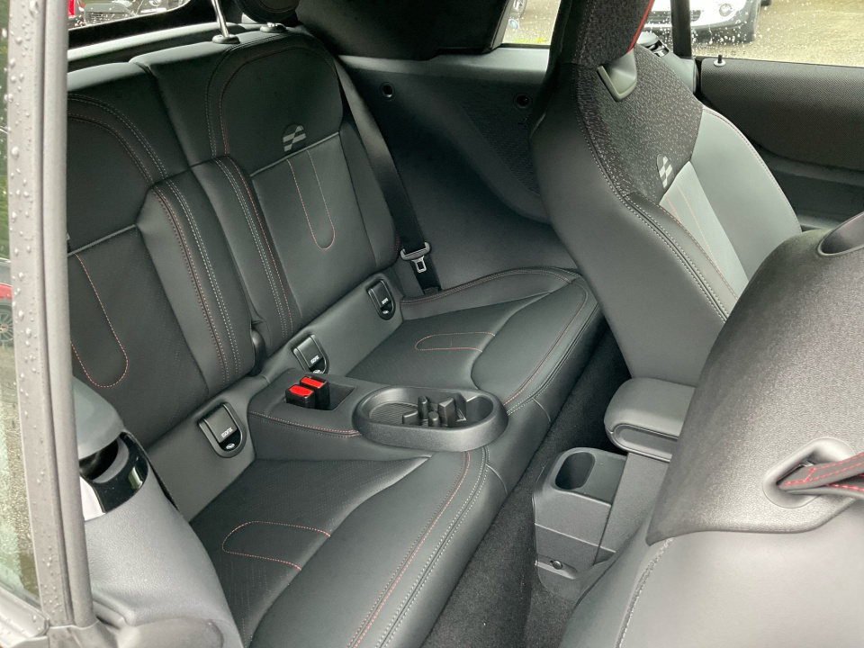 WMW33GX0XT2X77276 2026 MINI Convertible JCW