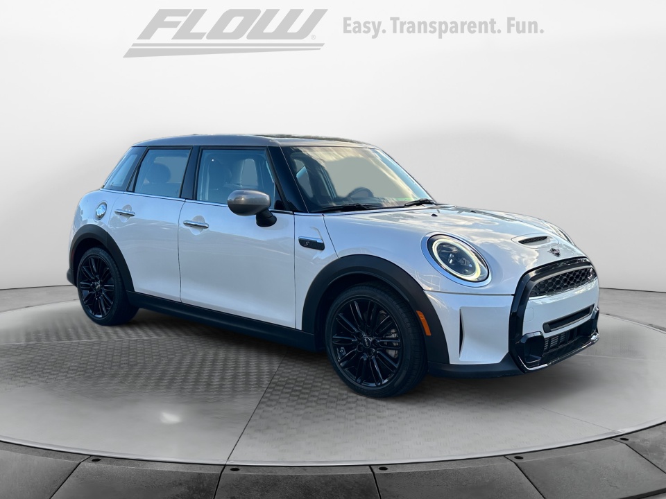 White 2024 MINI Cooper Hatchback Front-Wheel Drive Automatic