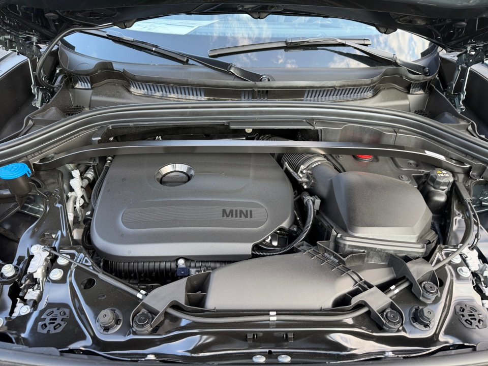 WMZ23GA06V7W15822 2027 MINI Countryman S