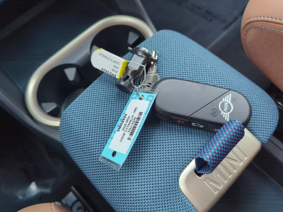 WMZ23GA08T7U17370 2026 MINI Countryman S