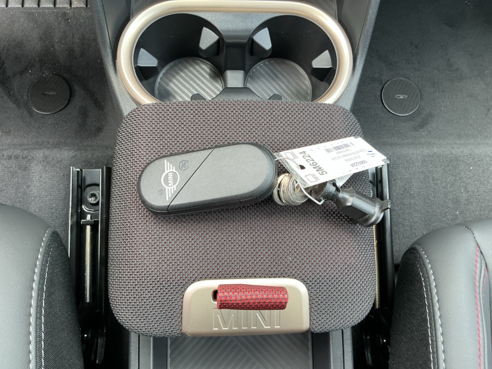 WMZ23GA0XV7W19940 2027 MINI Countryman S