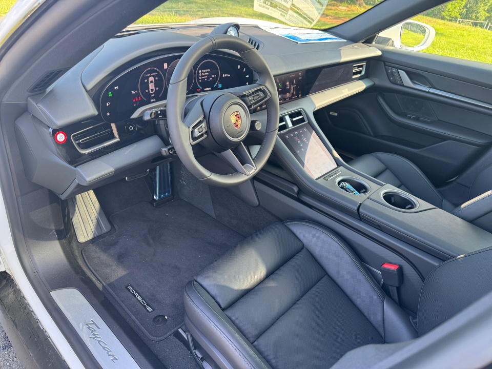 WP0AA2Y18SSA11266 2025 Porsche Taycan