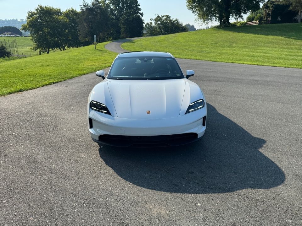 WP0AA2Y18SSA11266 2025 Porsche Taycan