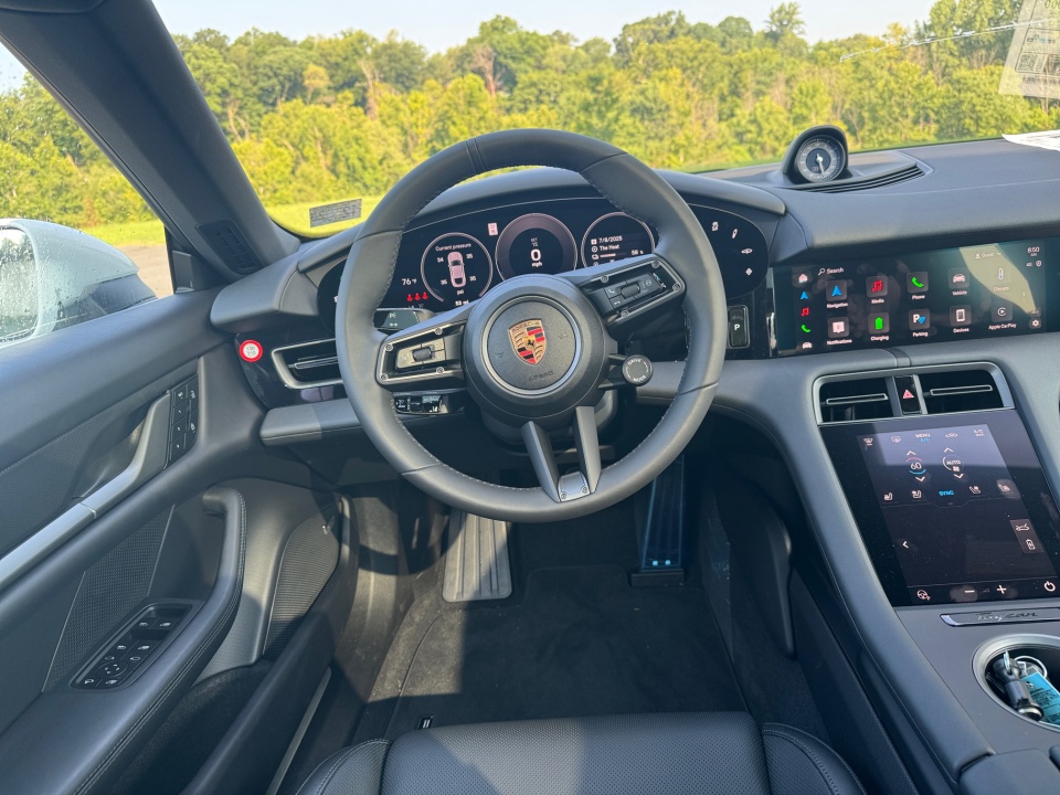 WP0AA2Y18SSA11266 2025 Porsche Taycan