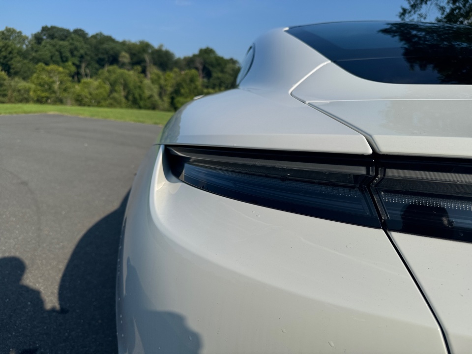 WP0AA2Y18SSA11266 2025 Porsche Taycan