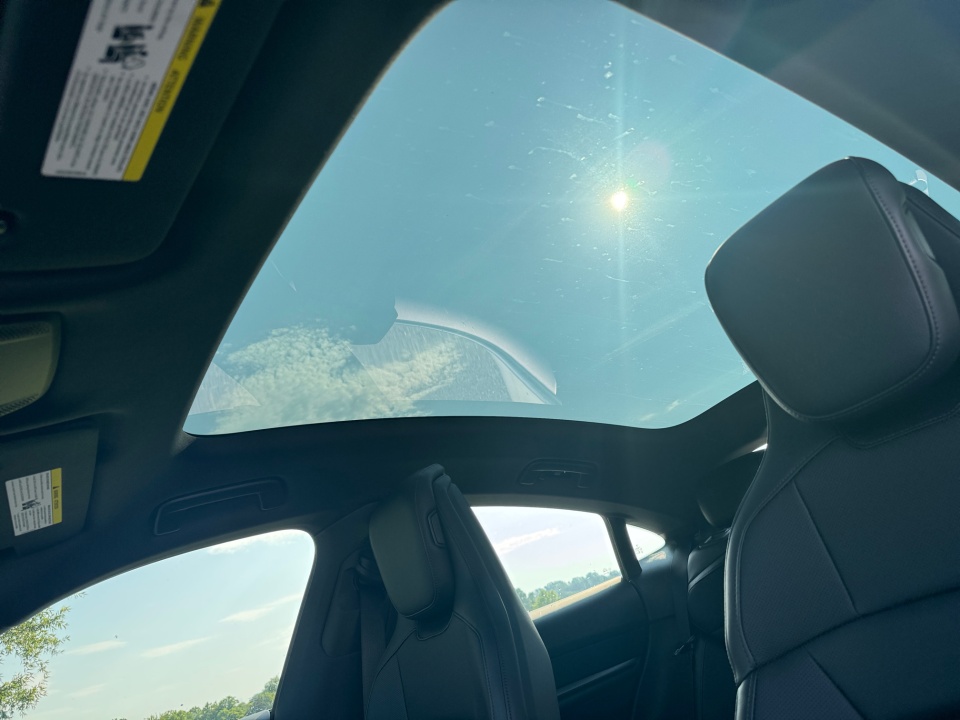 WP0AA2Y18SSA11266 2025 Porsche Taycan