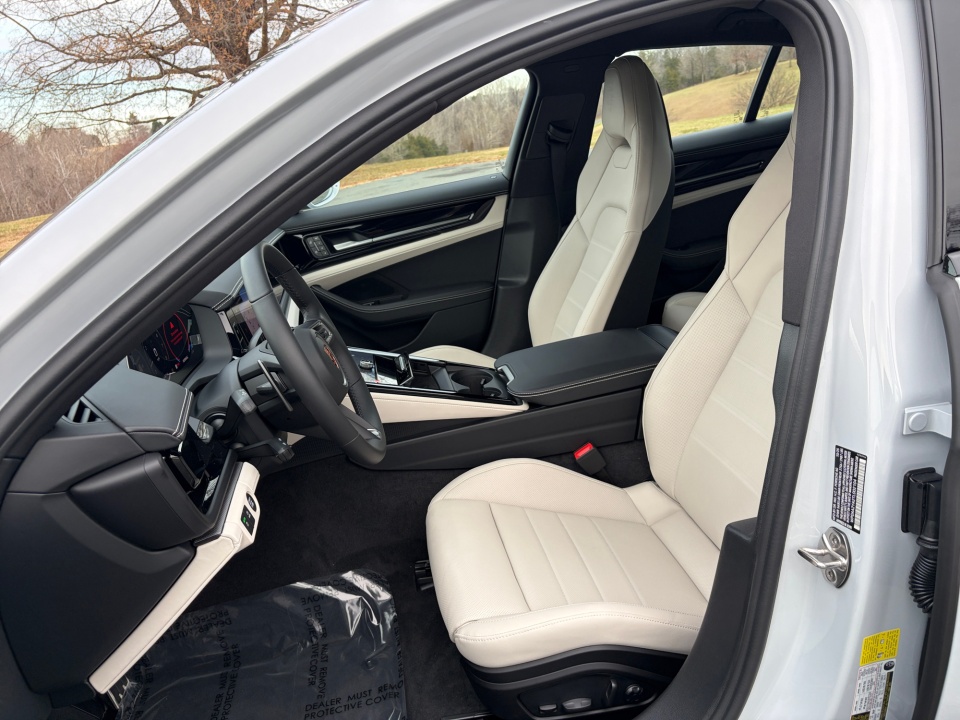 WP0AA2YA2TL002104 2026 Porsche Panamera 4