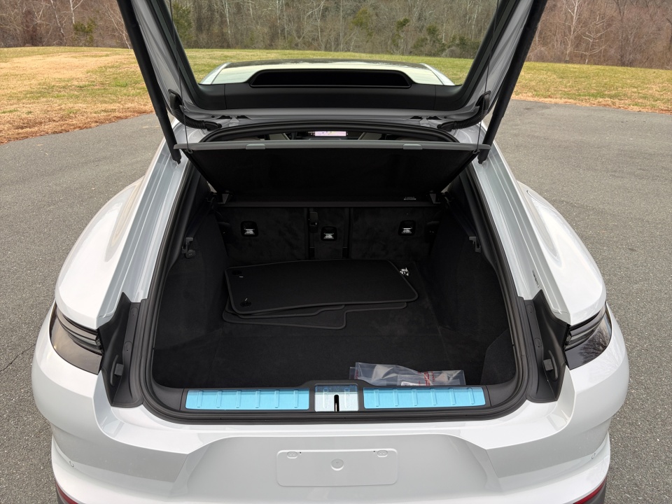 WP0AA2YA2TL002104 2026 Porsche Panamera 4