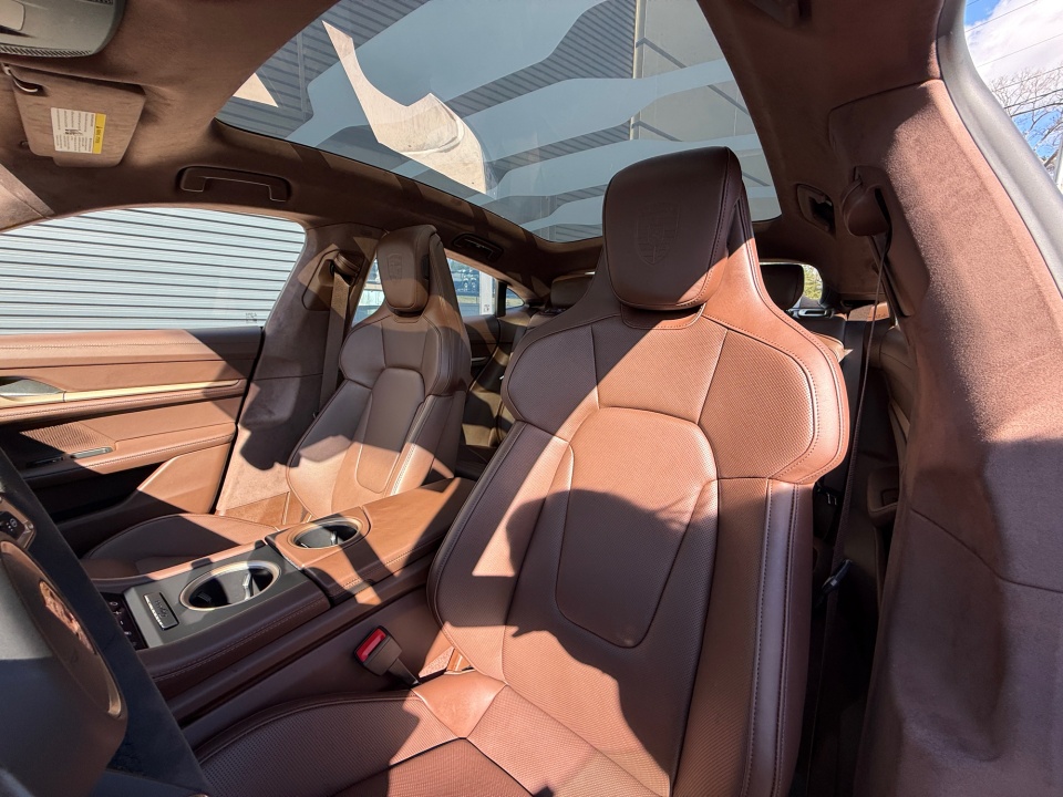 WP0AD2Y19TSA36136 2026 Porsche Taycan GTS