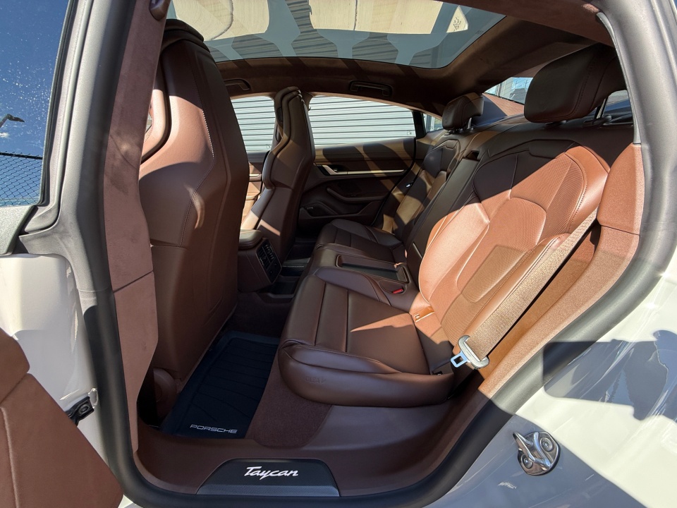 WP0AD2Y19TSA36136 2026 Porsche Taycan GTS