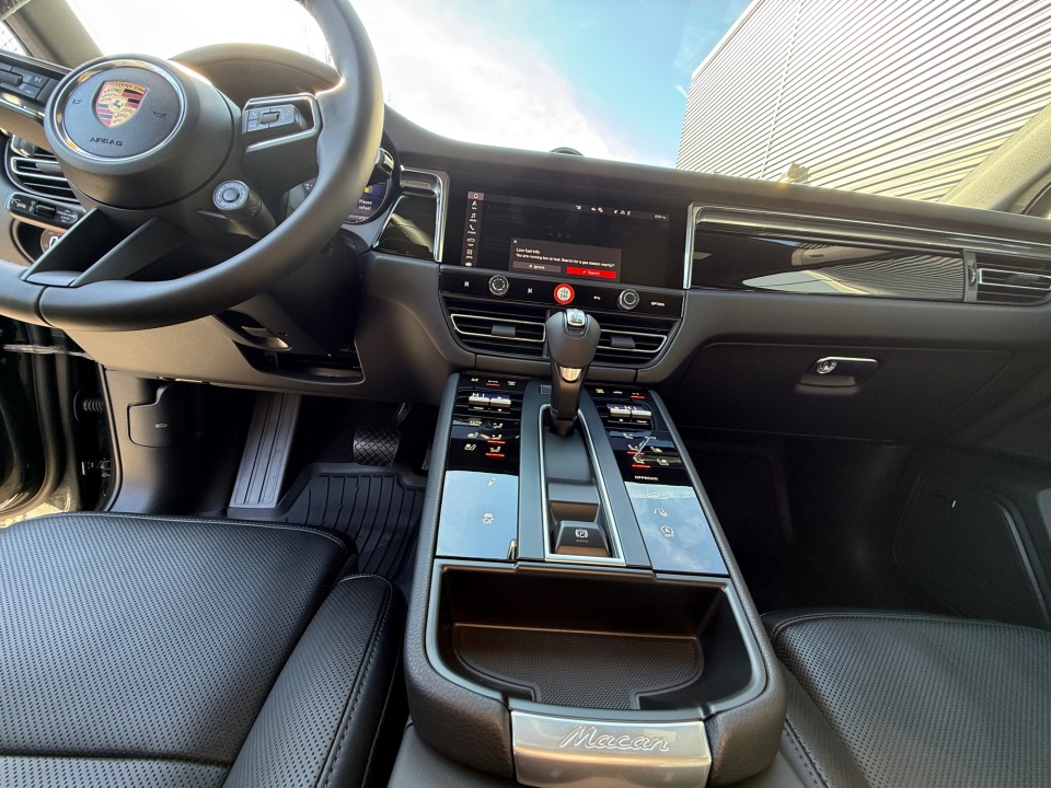 WP1AA2A50TLB05324 2026 Porsche Macan