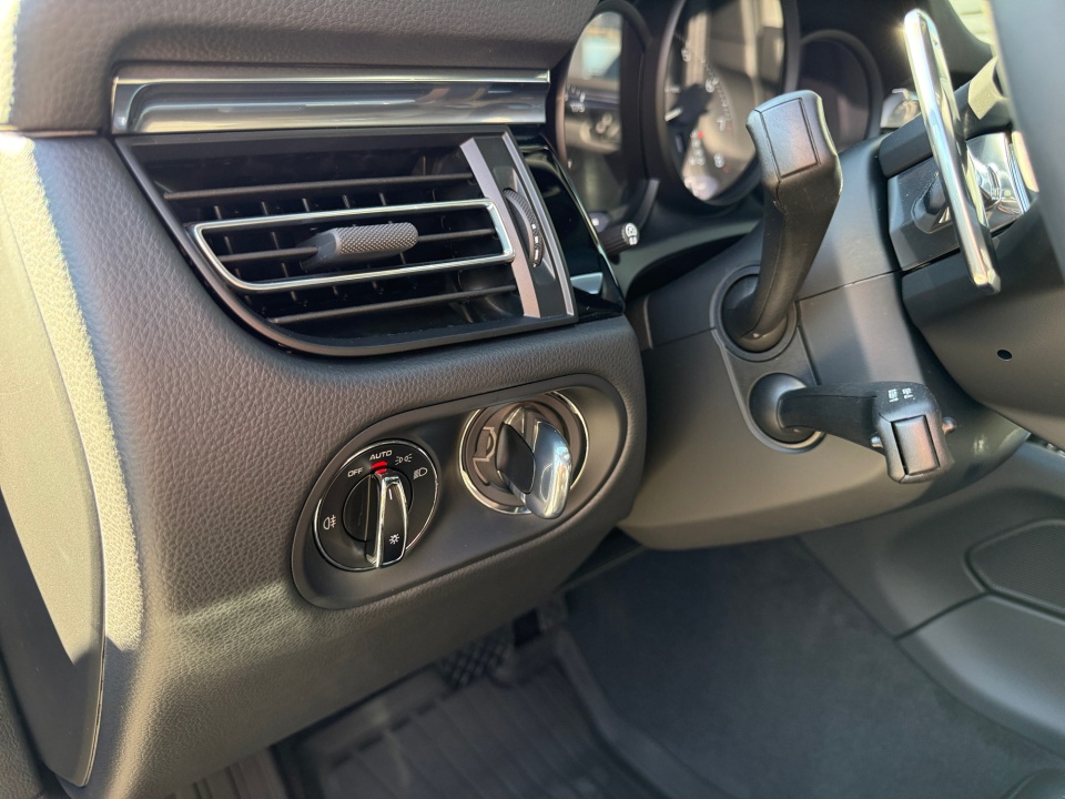 WP1AA2A50TLB05324 2026 Porsche Macan