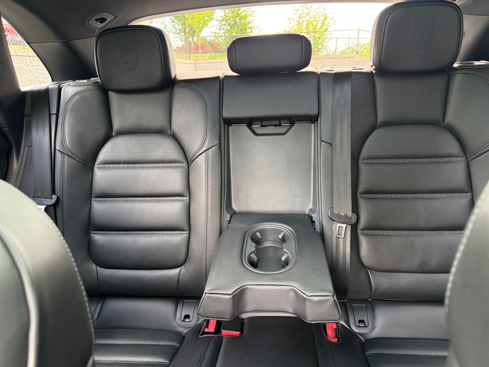 WP1AA2A50TLB12709 2026 Porsche Macan T