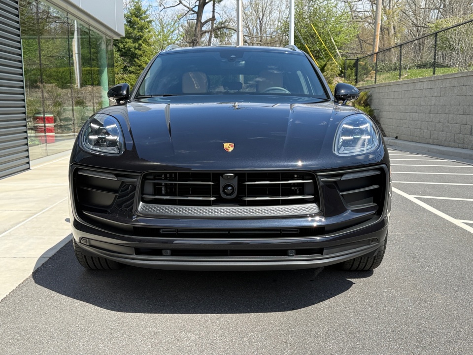 WP1AA2A51TLB10659 2026 Porsche Macan T