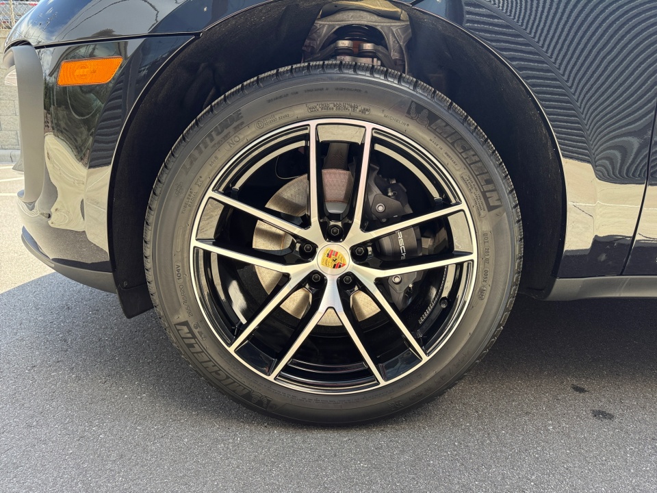 WP1AA2A51TLB10659 2026 Porsche Macan T