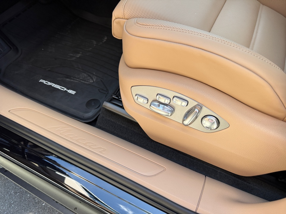 WP1AA2A51TLB10659 2026 Porsche Macan T