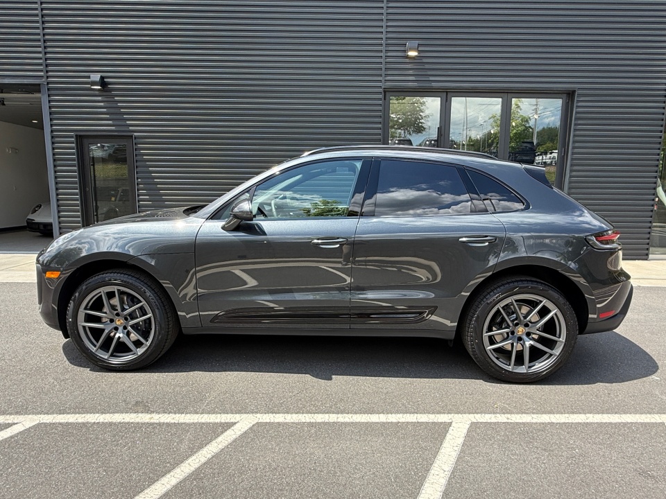 WP1AA2A53TLB14826 2026 Porsche Macan T