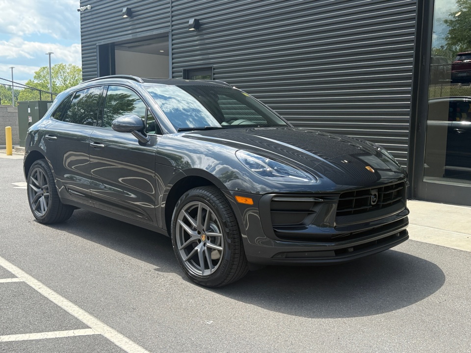 WP1AA2A53TLB14826 2026 Porsche Macan T