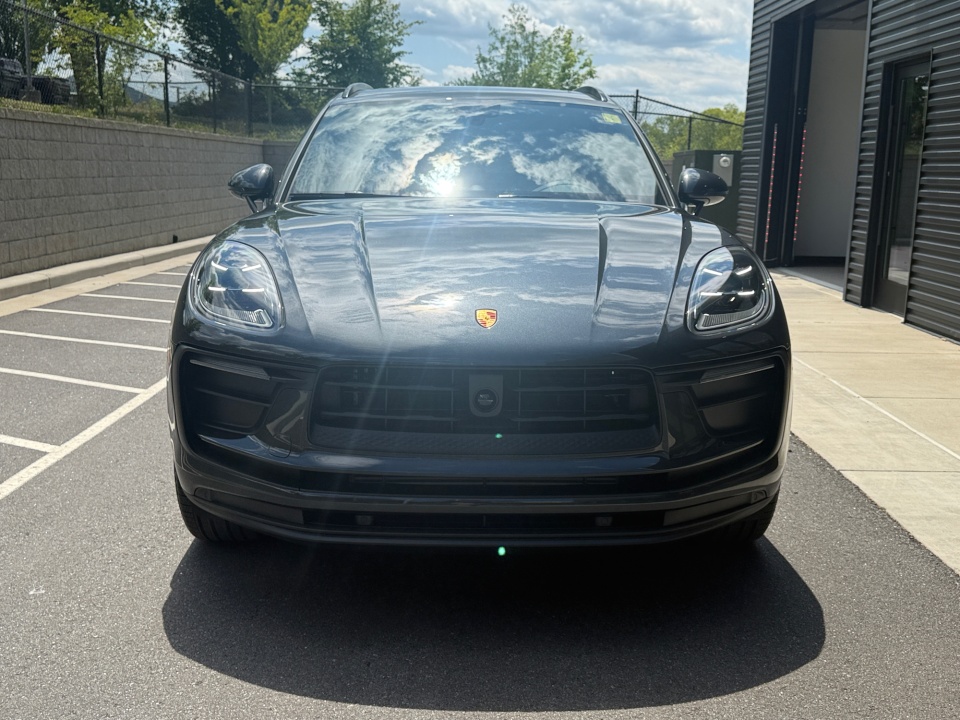 WP1AA2A53TLB14826 2026 Porsche Macan T