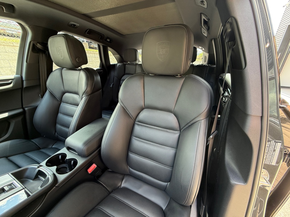 WP1AA2A53TLB14826 2026 Porsche Macan T