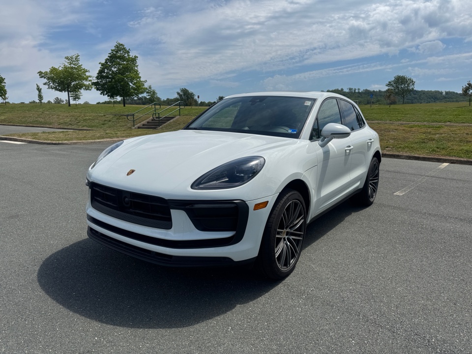 2023 Porsche Macan T AWD