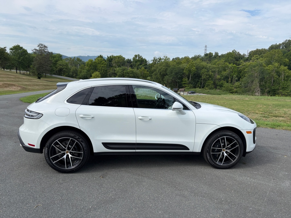 WP1AA2A54TLB17461 2026 Porsche Macan T